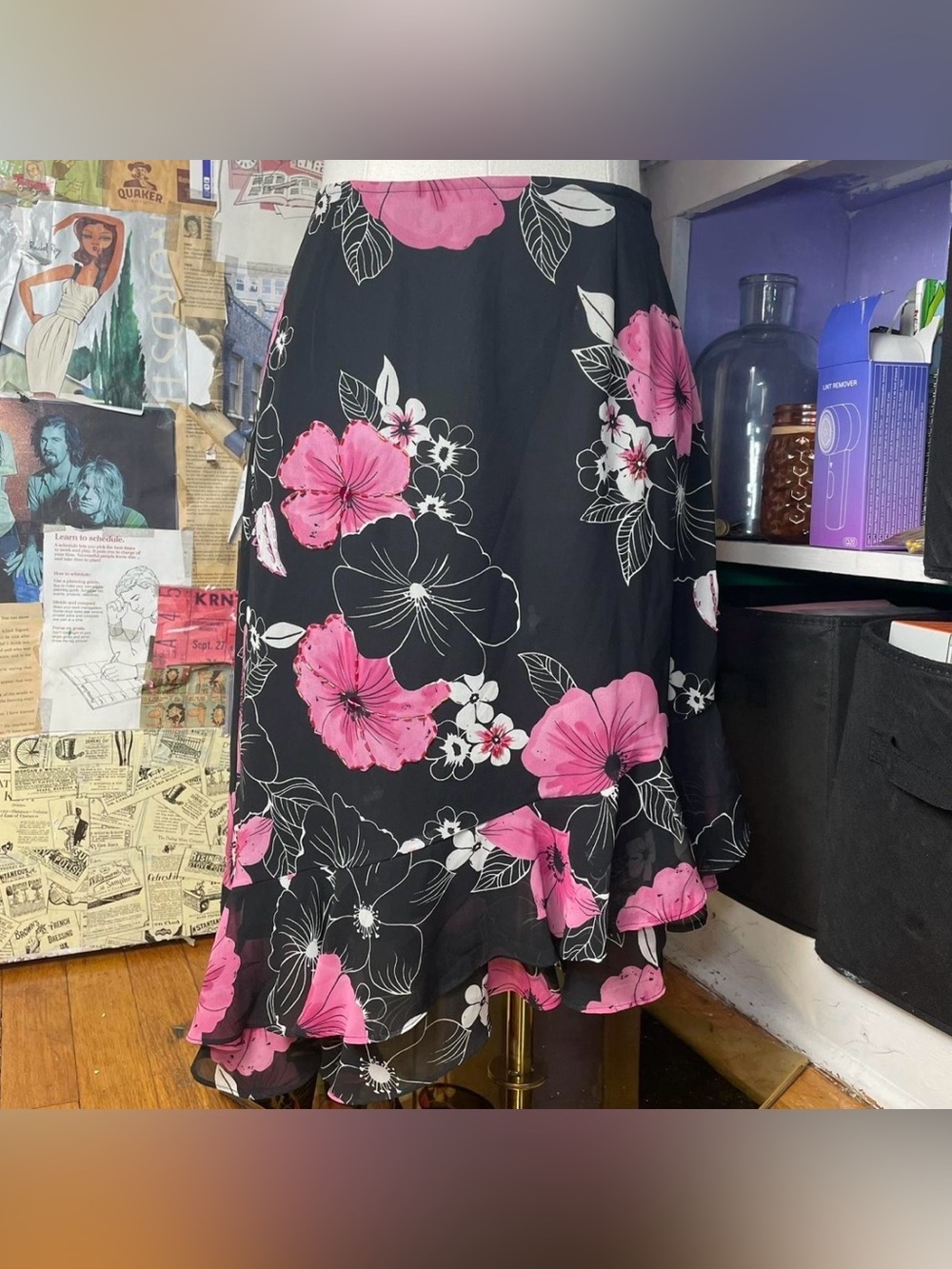 Y2K Black Pink Floral Ruffle Hem Skirt